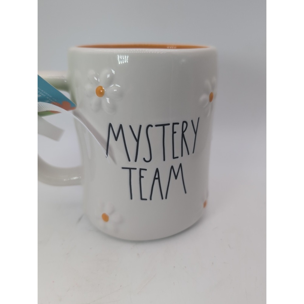 Scooby Doo x Rae Dunn MYSTERY TEAM Daisy Double Sided Mug New - Picture 2 of 5